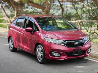 HONDA FIT *FACELIFT* | 2018/"19 | AUTOMATIC | FULL EXTRAS | LIKE NEW